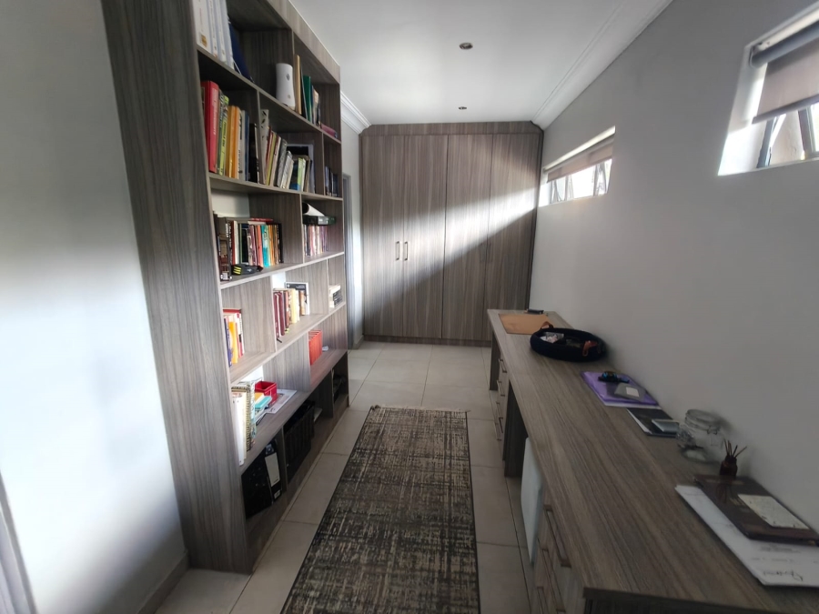 3 Bedroom Property for Sale in Boschdal North West